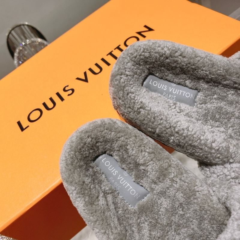 Louis Vuitton Slippers